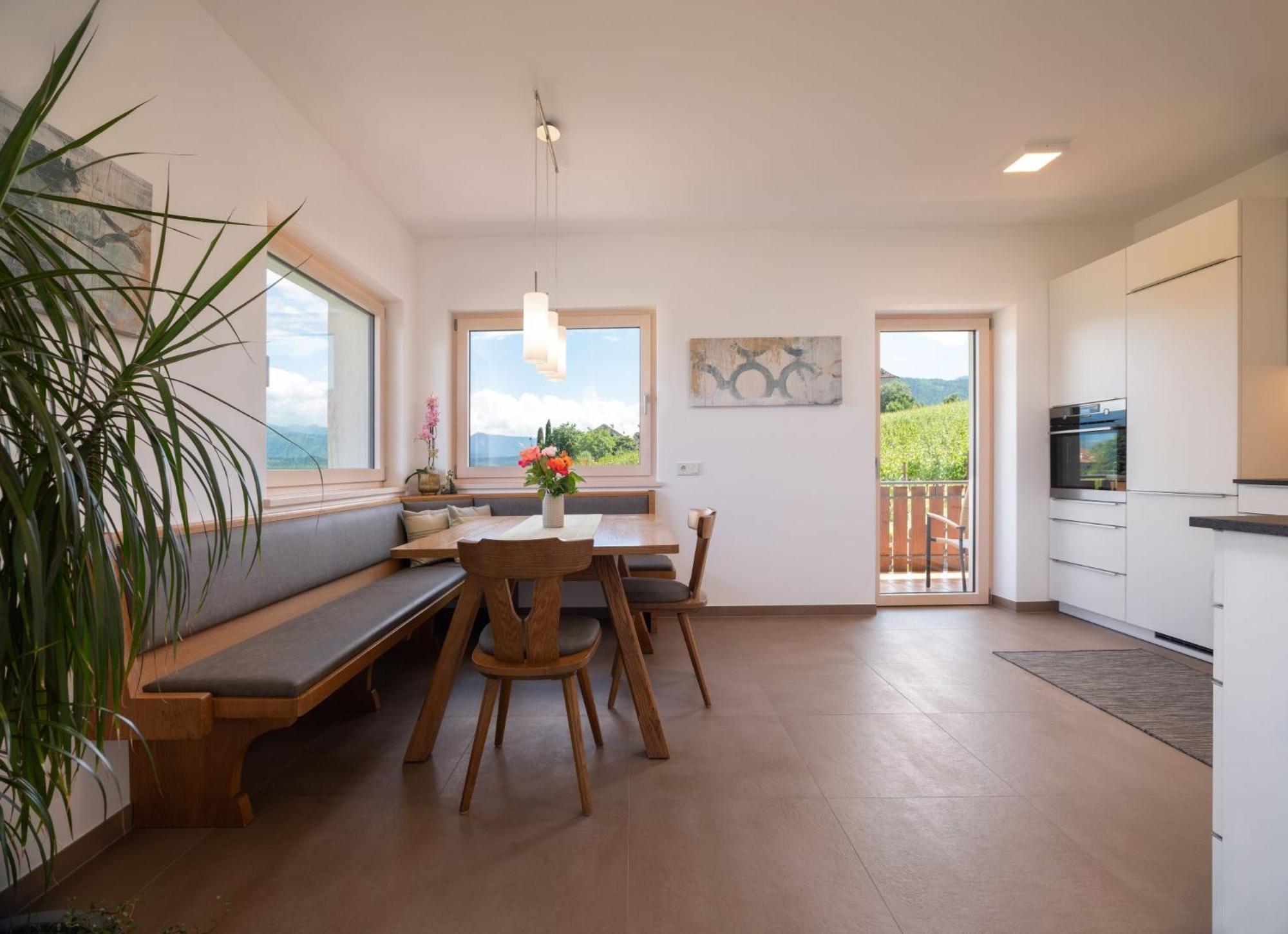 Ferienwohnung Haas Appiano Sulla Strada Del Vino Luaran gambar